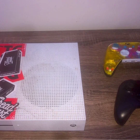 Xbox One S